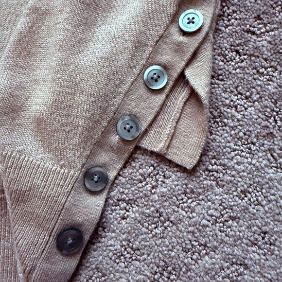 ANN TAYLOR SWEATER - Picture 3 of 4